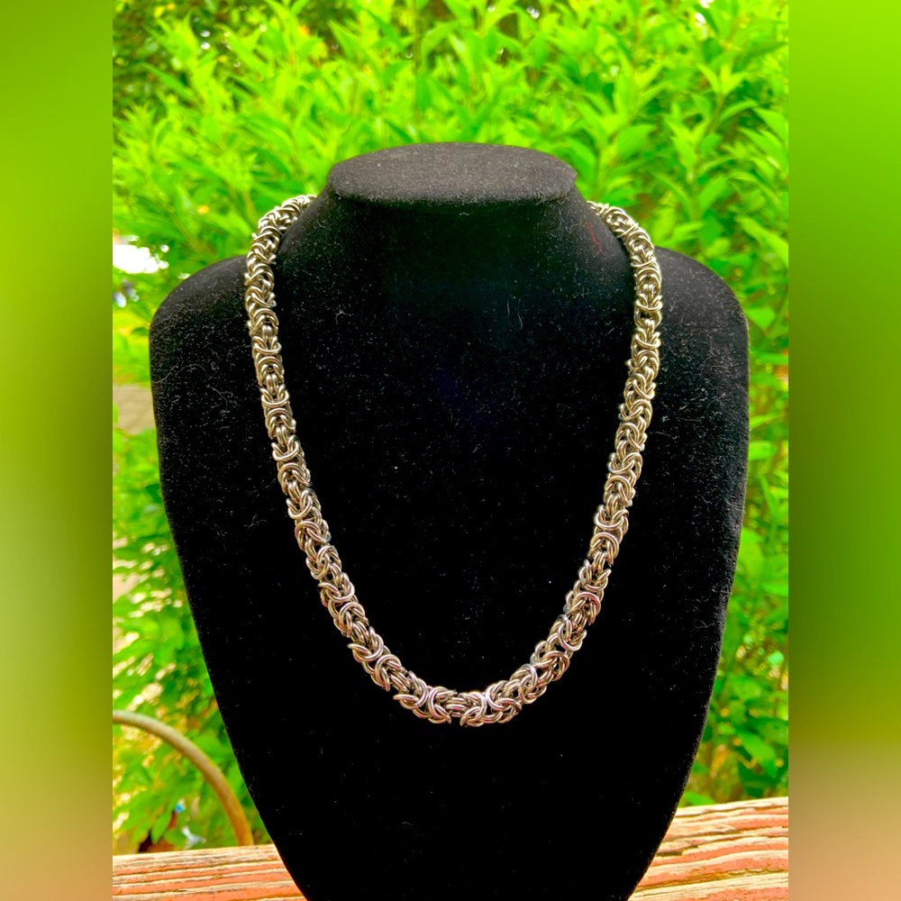 Lexicon 20” Byzantine Chain in Stainless Steel